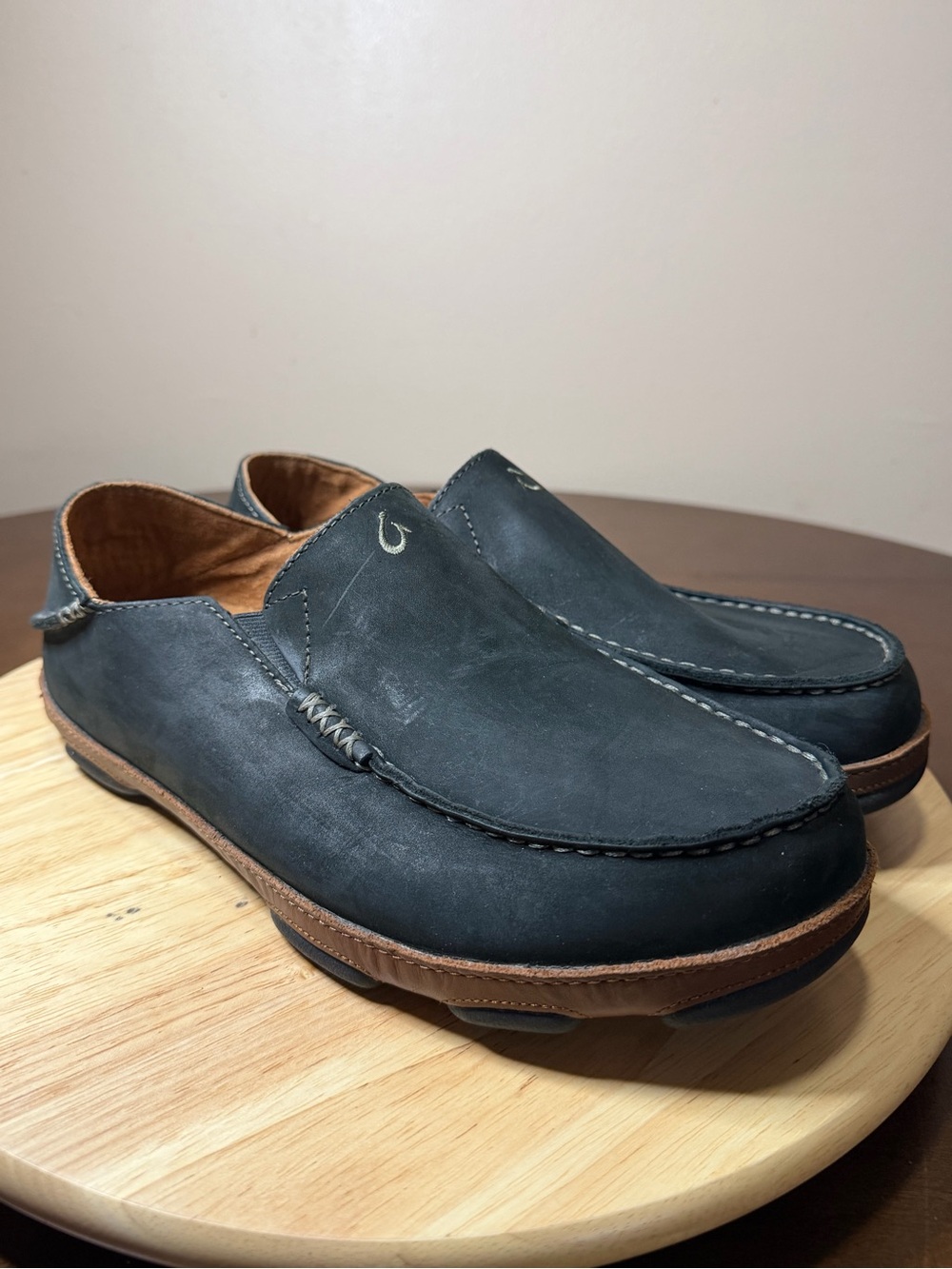 Olukai Men’s Moloa leather loafers shoes